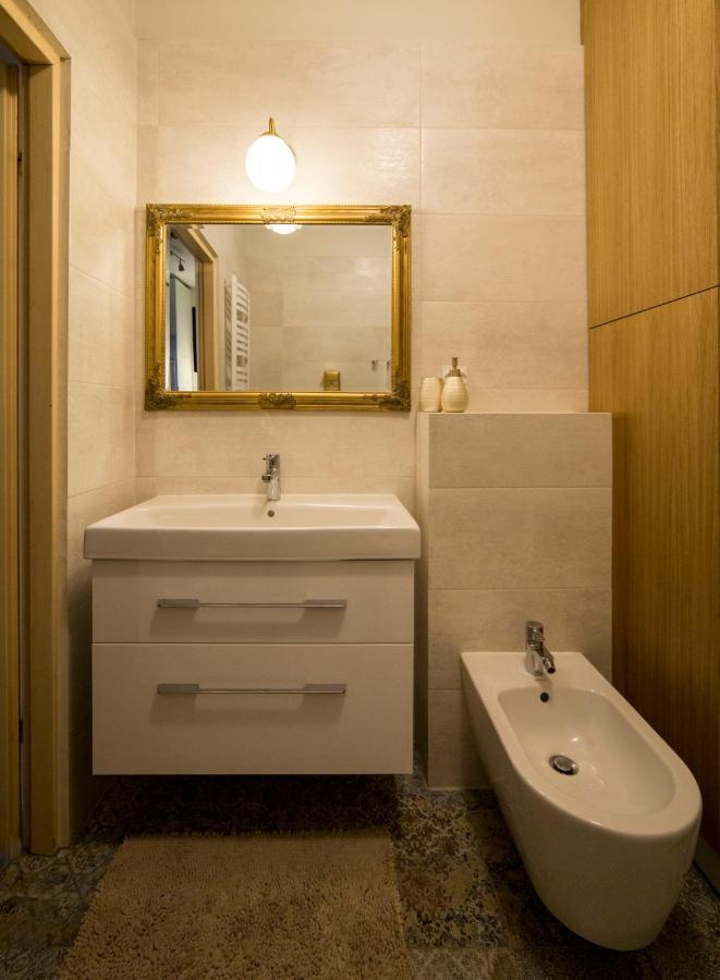 Wspanialy, Stylowy Apartament W Sercu Starego Miasta Краків Екстер'єр фото